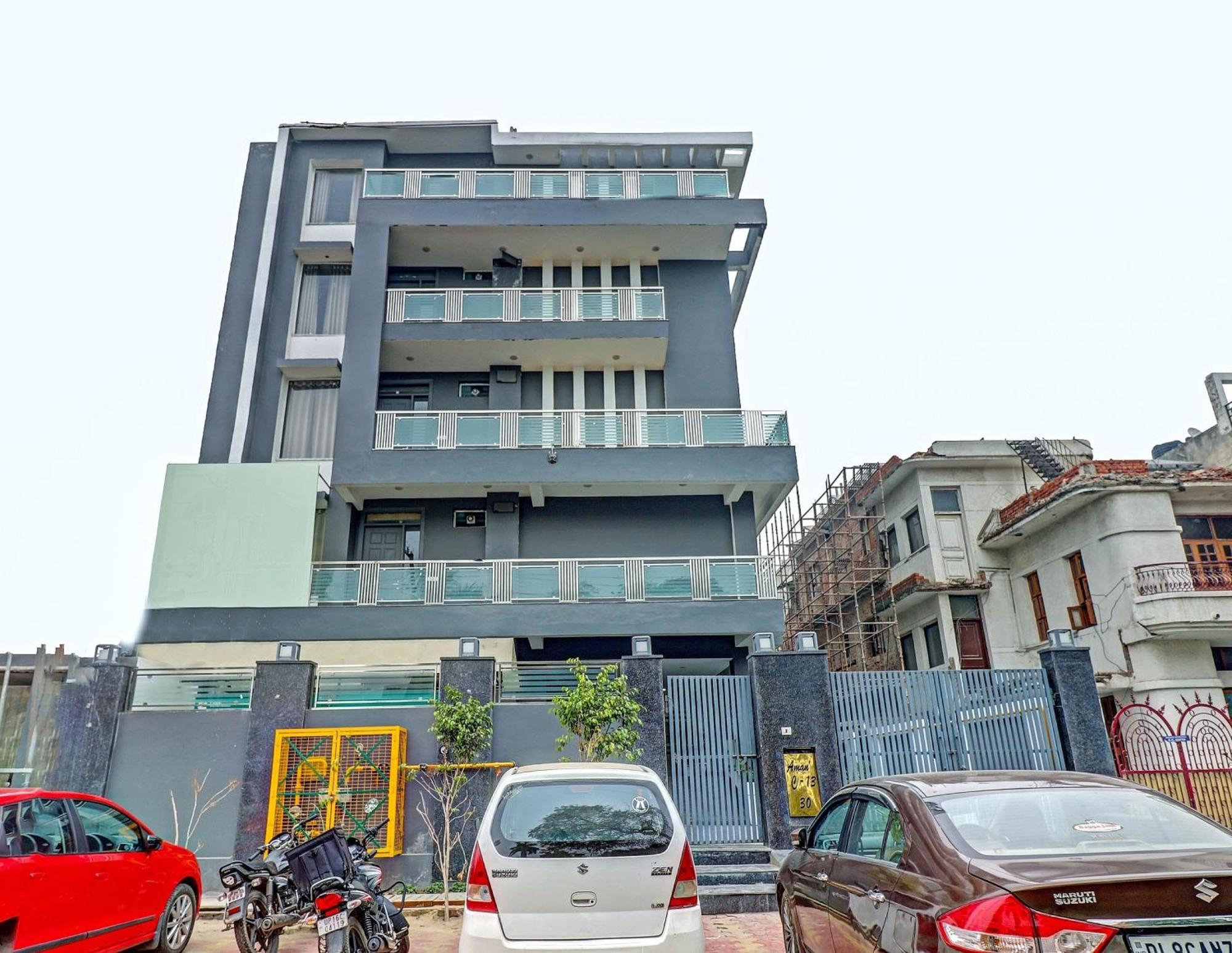 Отель Townhouse Sector 30 Near Botanic Garden Of Indian Republic Нойда Экстерьер фото